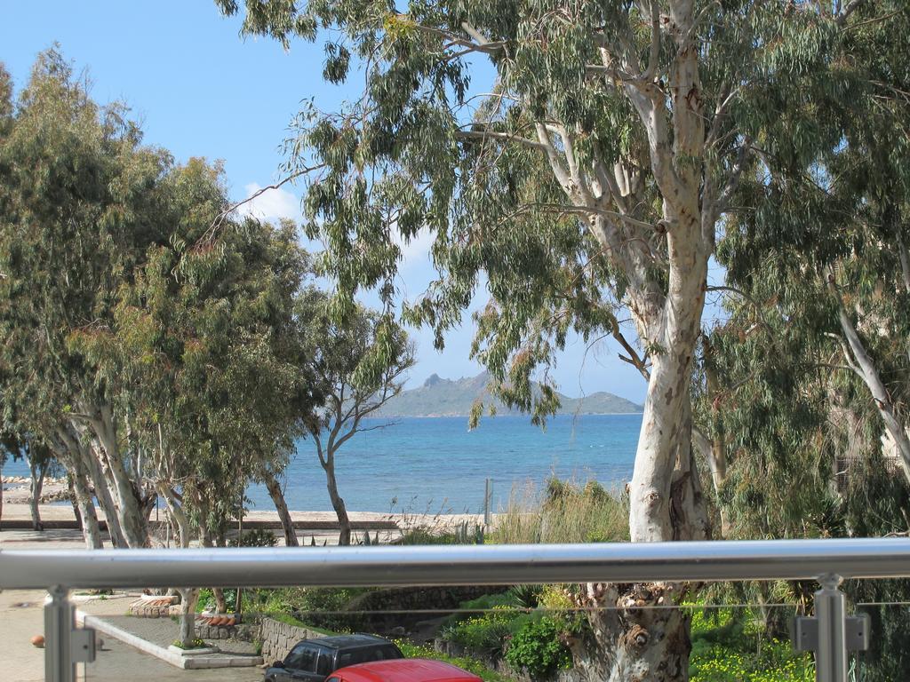 Sunset Beach Apartments Turgutreis Rom bilde