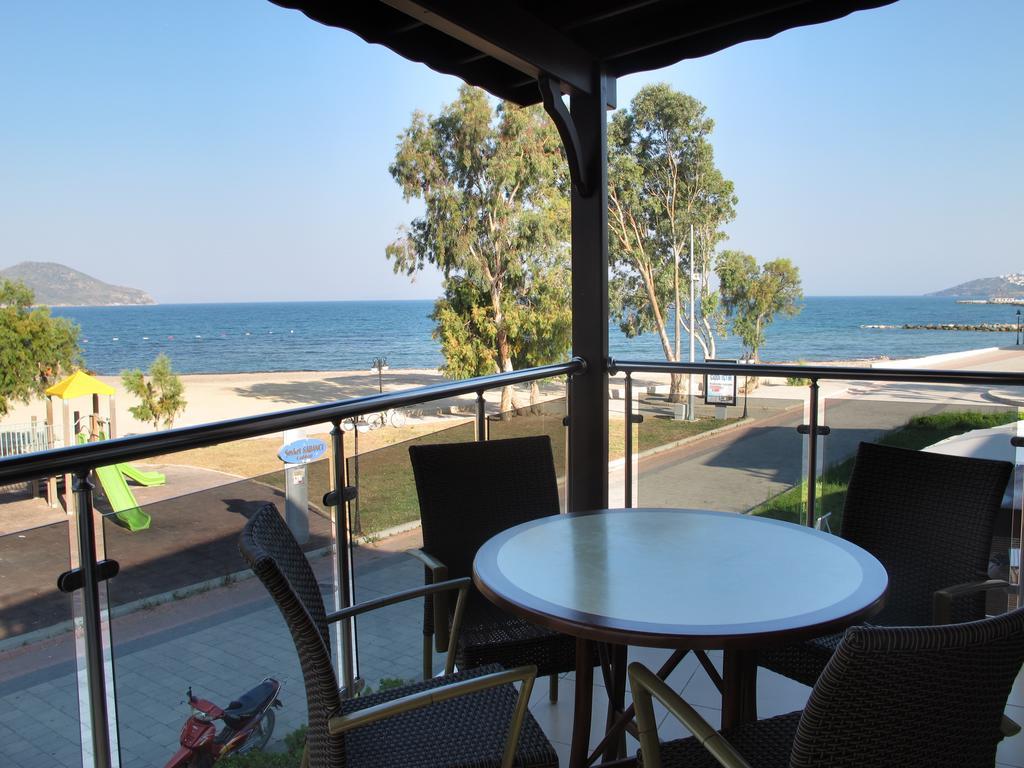 Sunset Beach Apartments Turgutreis Rom bilde