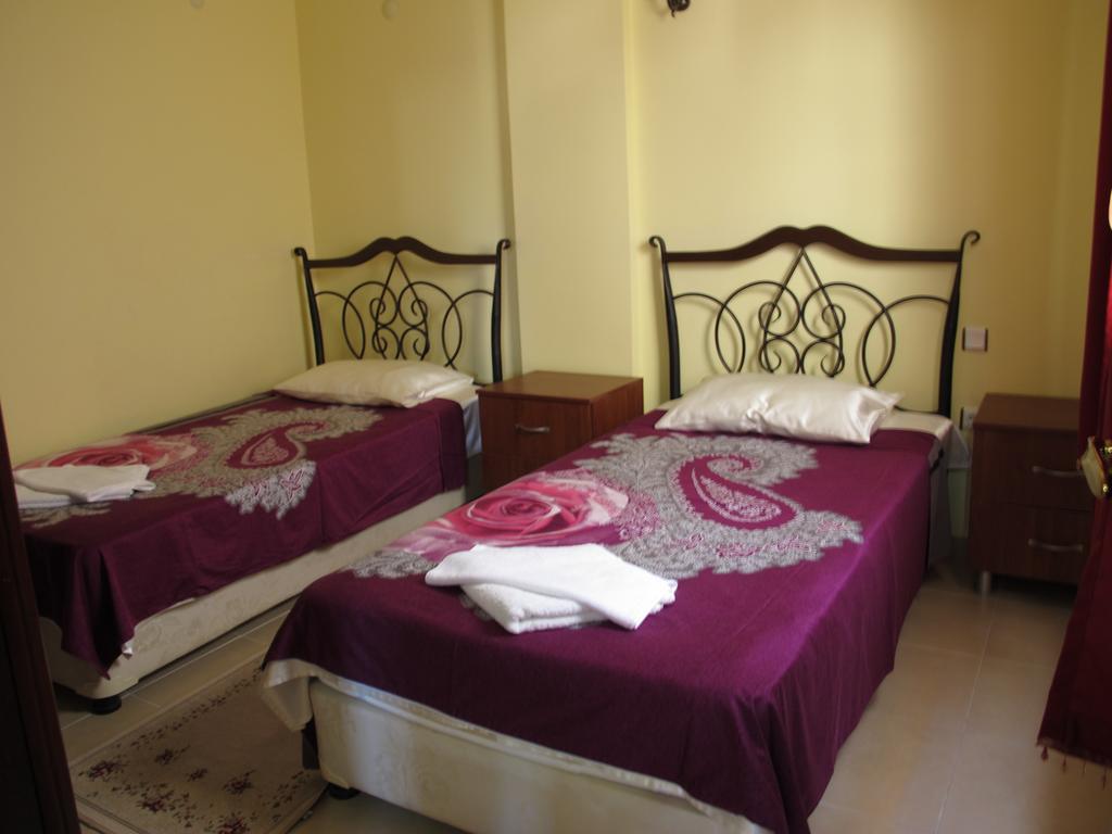 Sunset Beach Apartments Turgutreis Rom bilde